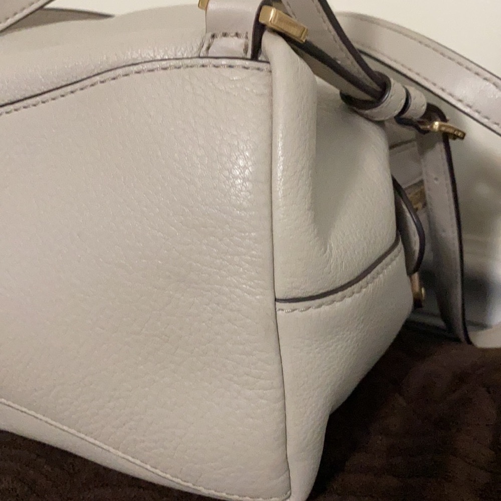 🔥VERY EUC- Authentic Michael Kors Raven Medium Backpack with dust bag🔥 - Picture 15 of 17